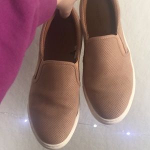 Slip on American Eagle shoes